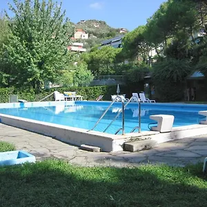 https://solaria.hotelitalianriviera.com